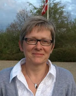 Kirkegårdsmedhjælper Bodil Bredtoft Lundgaard