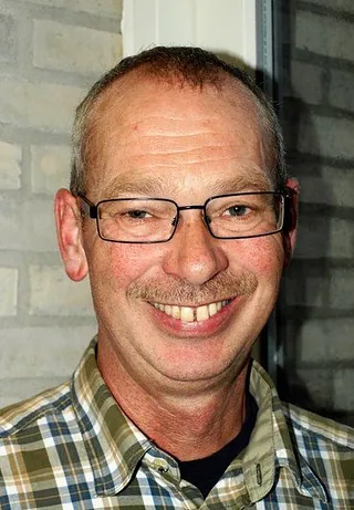 Kirkegårdsmedhjælper Åge Mikkelsen